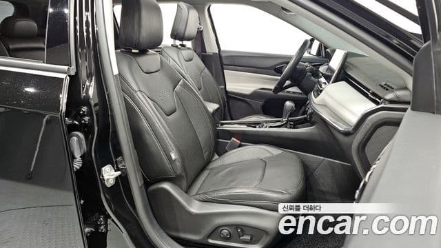 Jeep Compass 2022 — ფოტო 10/20