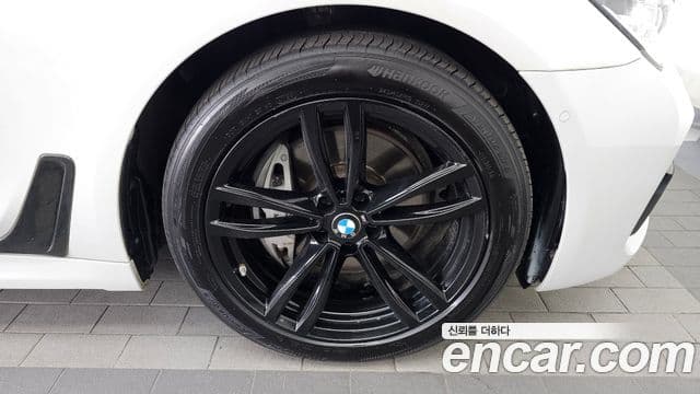 BMW 7 Series 2018 — фото 5 из 20