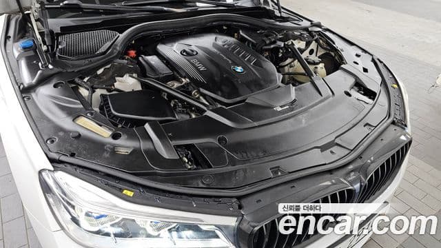 BMW 7 Series 2018 — Şəkil 6/20
