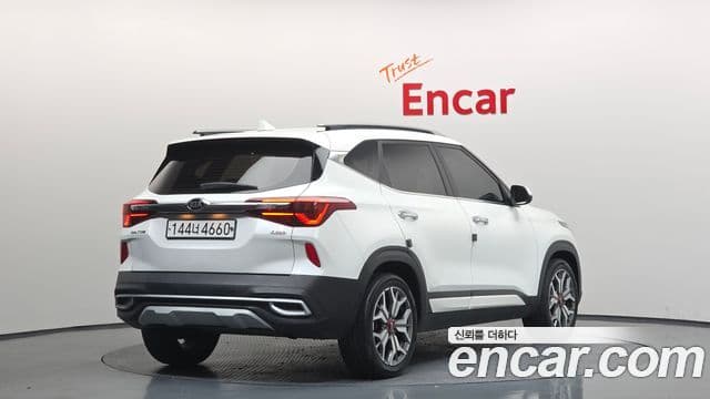 Kia Seltos 2019 — ფოტო 2/20