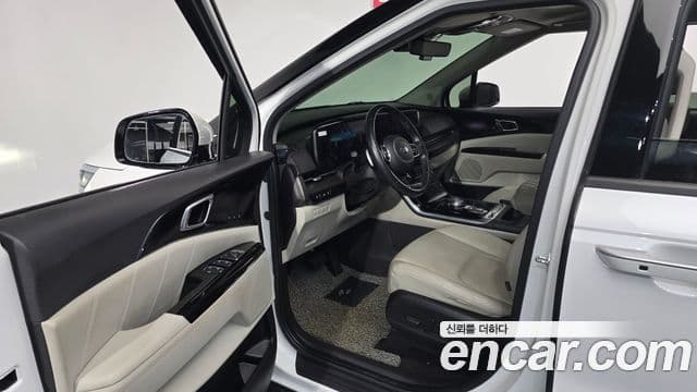 Kia Carnival 2021 — Şəkil 10/20