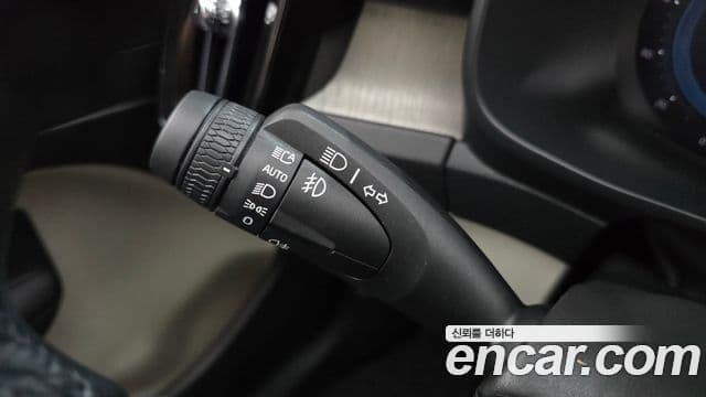 Volvo XC40 2023 — Şəkil 18/20