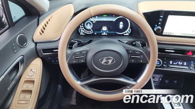 Hyundai Sonata Hybrid 2019 — Şəkil 12/20