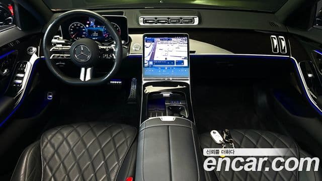 Mercedes-Benz S-Class 2024 — Photo 19/20