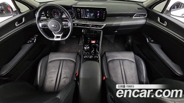 Kia K5 2021 — ფოტო 7/20