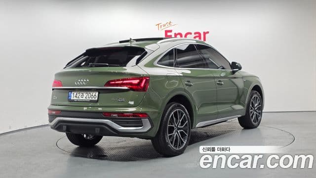 Audi Q5 2022 — Şəkil 2/20