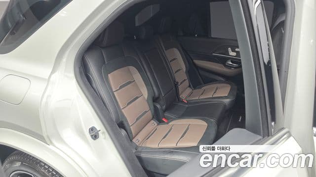 Mercedes-Benz GLE-Class 2023 — Фото 12/20
