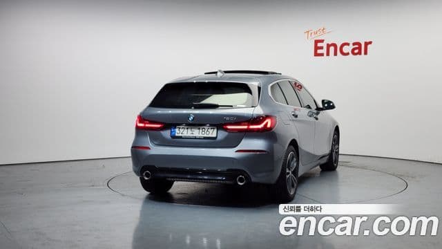 BMW 1 Series 2023 — Şəkil 4/20