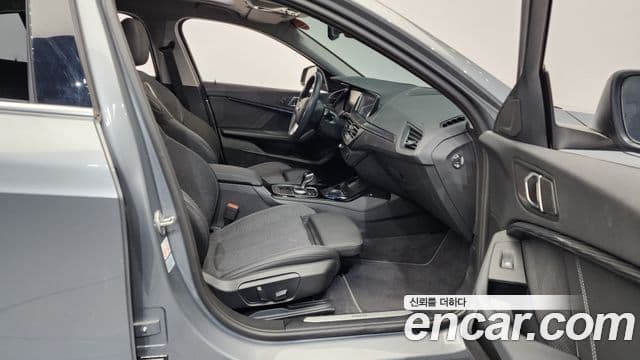 BMW 1 Series 2023 — Photo 20/20