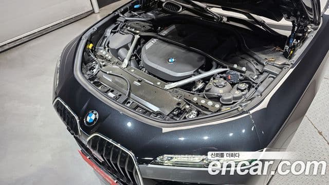 BMW 7 Series 2025 — Şəkil 6/20