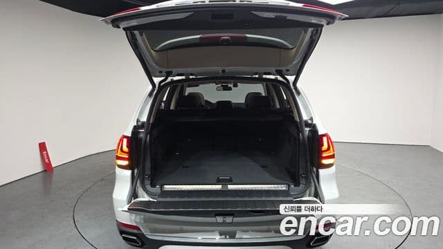 BMW X5 2018 — фото 20 из 20