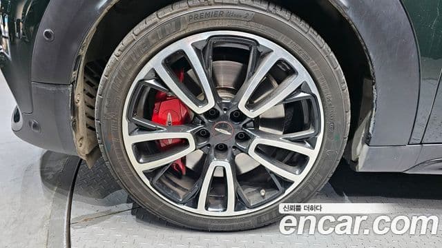Mini Cooper S Countryman 2023 — ფოტო 5/20