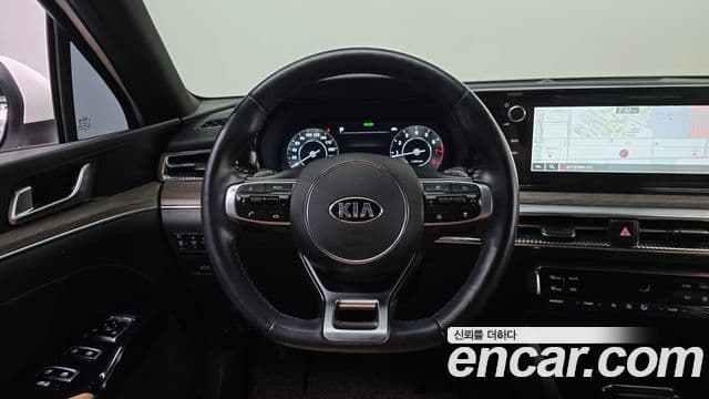Kia K5 2021 — Şəkil 13/20