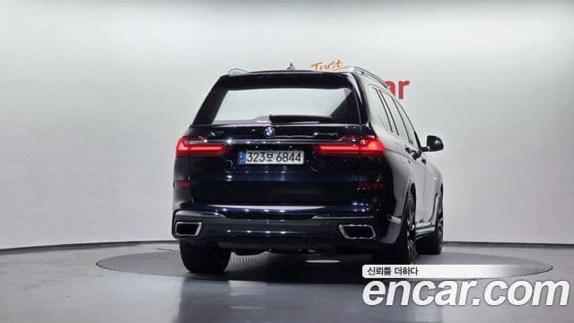BMW X7 2020 — ფოტო 4/20