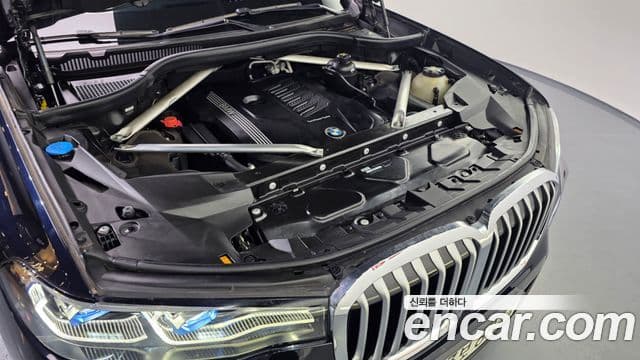 BMW X7 2020 — ფოტო 6/20