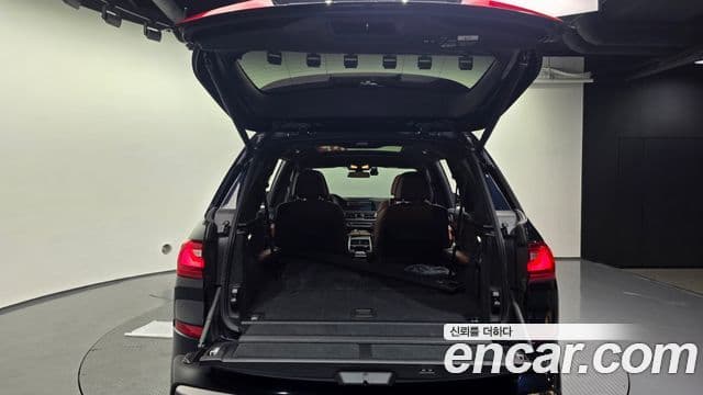 BMW X7 2020 — фото 20 из 20