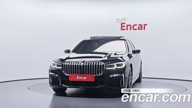 BMW 7 Series 2021 — ფოტო 3/20