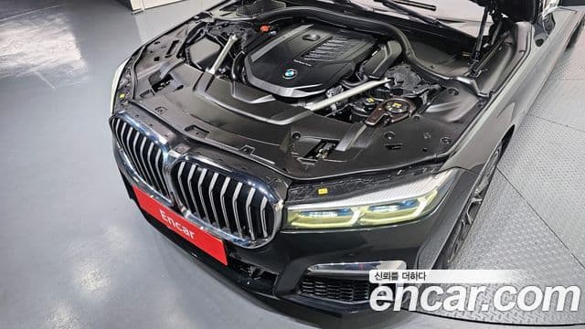 BMW 7 Series 2021 — ფოტო 6/20