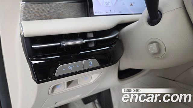 Genesis G80 2025 — ფოტო 7/20