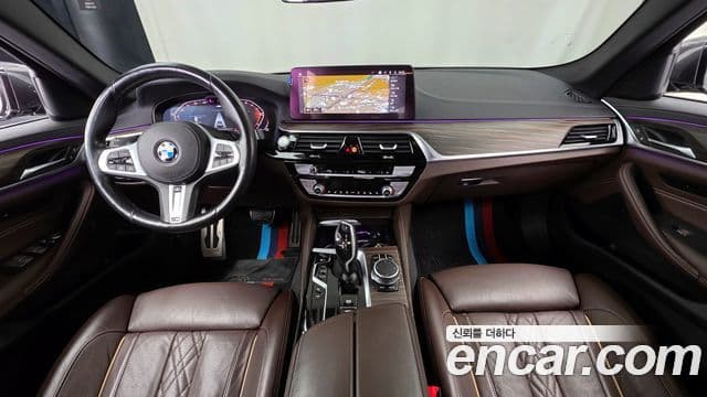 BMW 5 Series 2021 — ფოტო 4/20