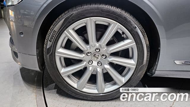 Volvo S90 2018 — Şəkil 5/20