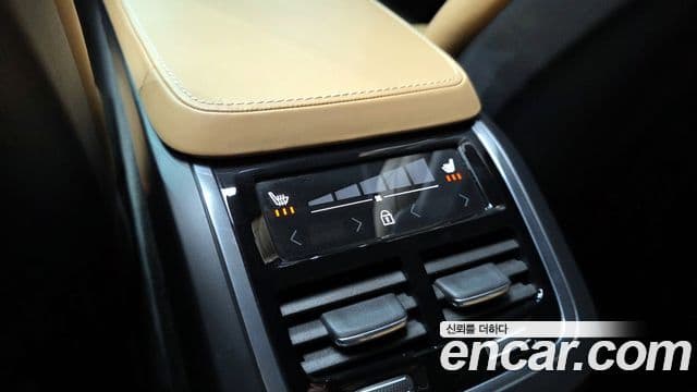 Volvo S90 2018 — Şəkil 18/20