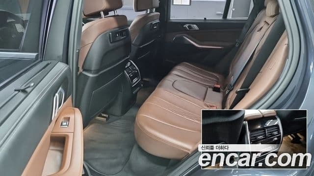BMW X5 2022 — ფოტო 7/17