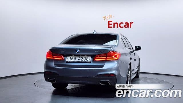 BMW 5 Series 2019 — Фото 3/20