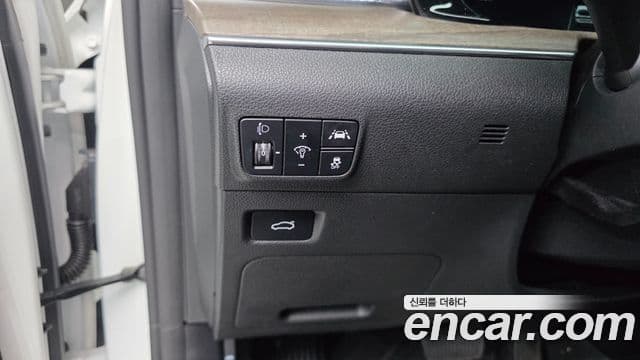 Kia K5 2020 — Şəkil 12/20