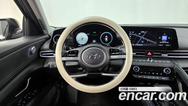 Hyundai Avante 2020 — ფოტო 13/20