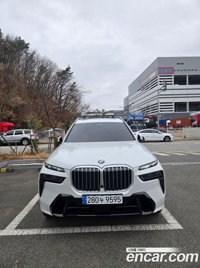 BMW X7 2025 — ფოტო 4/16