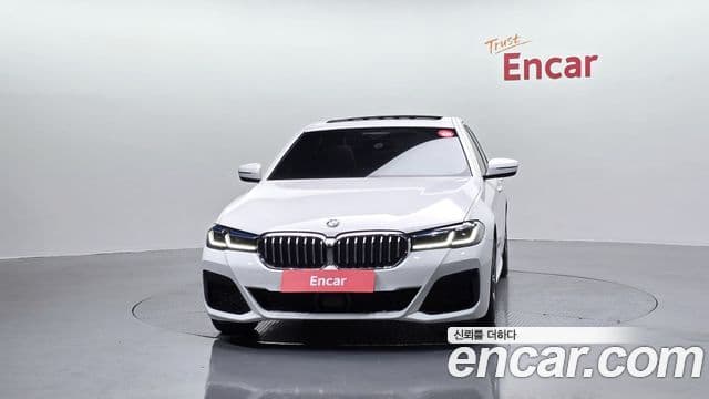 BMW 5 Series 2022 — Şəkil 3/20