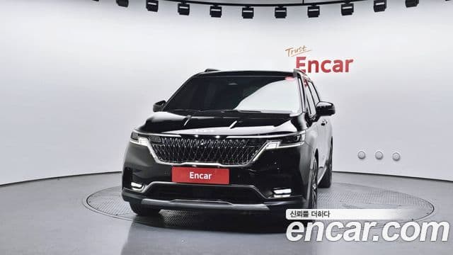 Kia Carnival 2023 — Фото 3/20