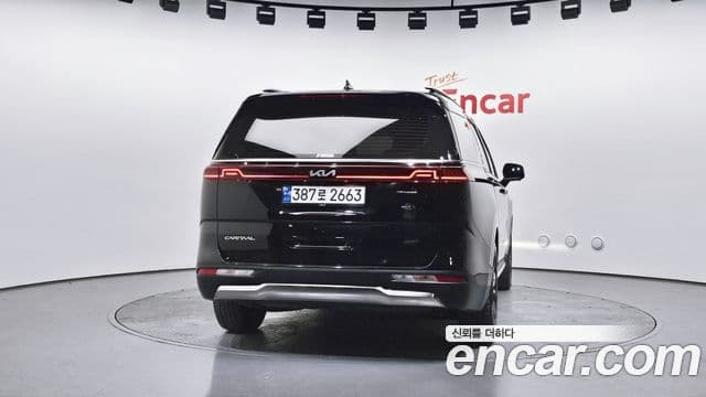 Kia Carnival 2023 — Фото 4/20