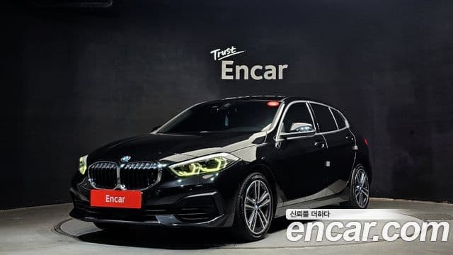 BMW 1 Series 2021 — Şəkil 1/20