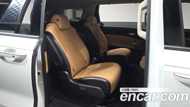 Kia Carnival 2021 — Şəkil 12/20