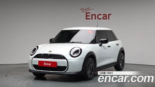Mini Cooper C 2025 — ფოტო 1/20