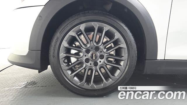 Mini Cooper C 2025 — ფოტო 5/20