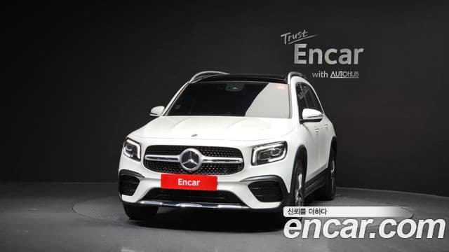 Mercedes-Benz GLB-Class 2020 — Фото 3/20