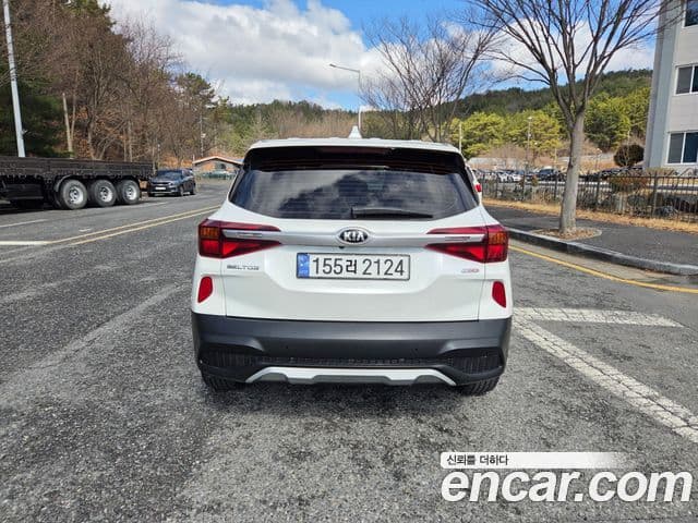 Kia Seltos 2021 — Şəkil 4/17