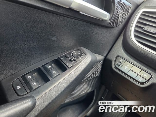 Kia Seltos 2021 — Şəkil 11/17