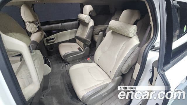 Kia Carnival 2022 — Şəkil 12/20