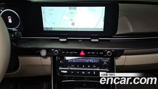 Kia Carnival 2022 — Şəkil 14/20