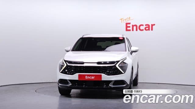 Kia Sportage 2022 — ფოტო 3/20