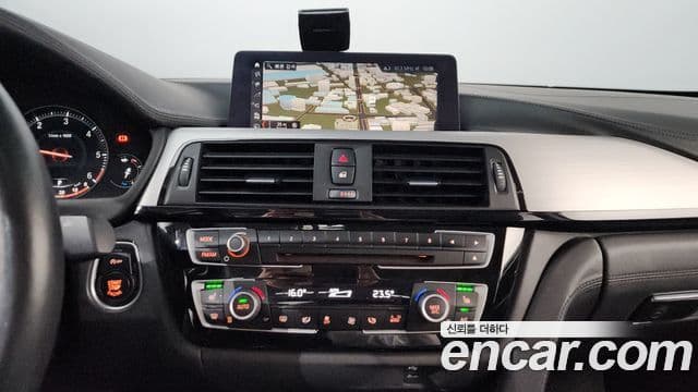 BMW 4 Series 2020 — Şəkil 14/20