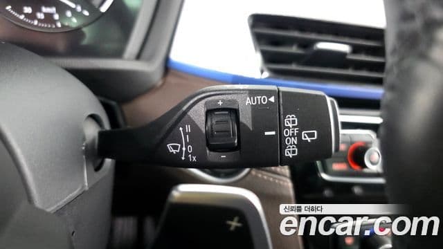BMW X1 2021 — Şəkil 18/20