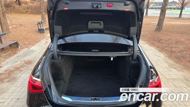 Mercedes-Benz S-Class 2021 — ფოტო 1/20