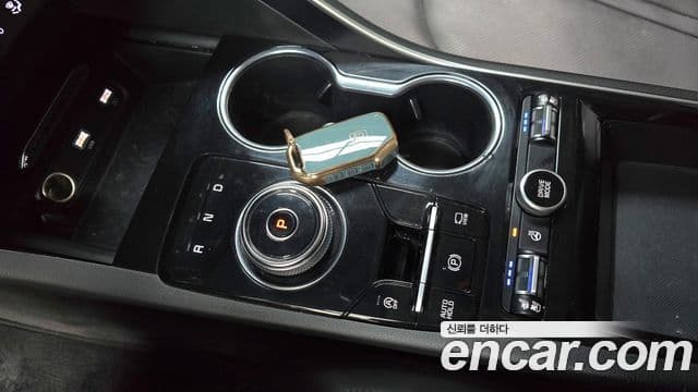 Kia K5 2020 — ფოტო 9/20