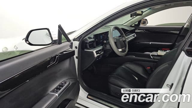 Hyundai Grandeur 2022 — ფოტო 10/20
