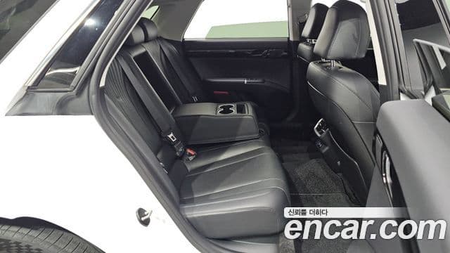 Hyundai Grandeur 2022 — ფოტო 12/20
